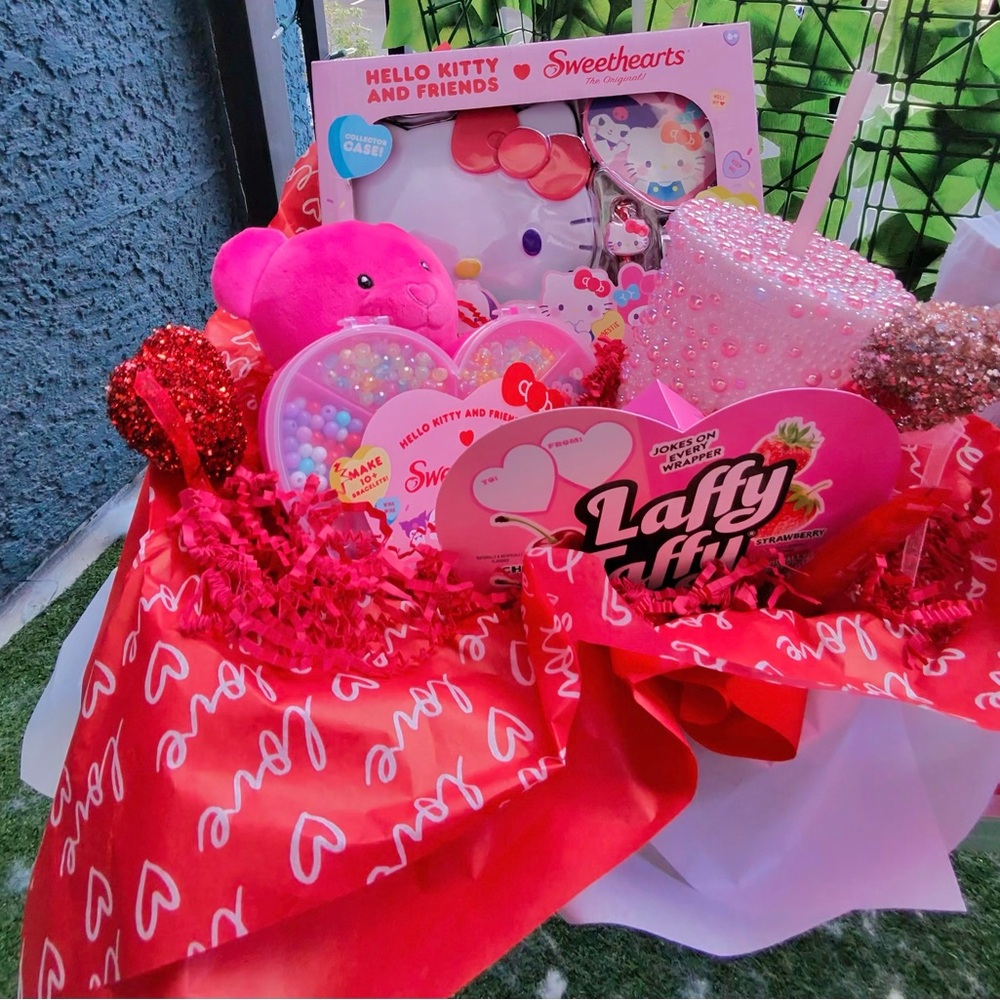 Hello Kitty Sweethearts Party Favor Set - Pink and Red